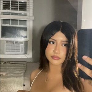 Meet your Posher, Lisset